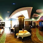 Hotel Galaxie 4*