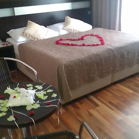Galaxie Otel Prag